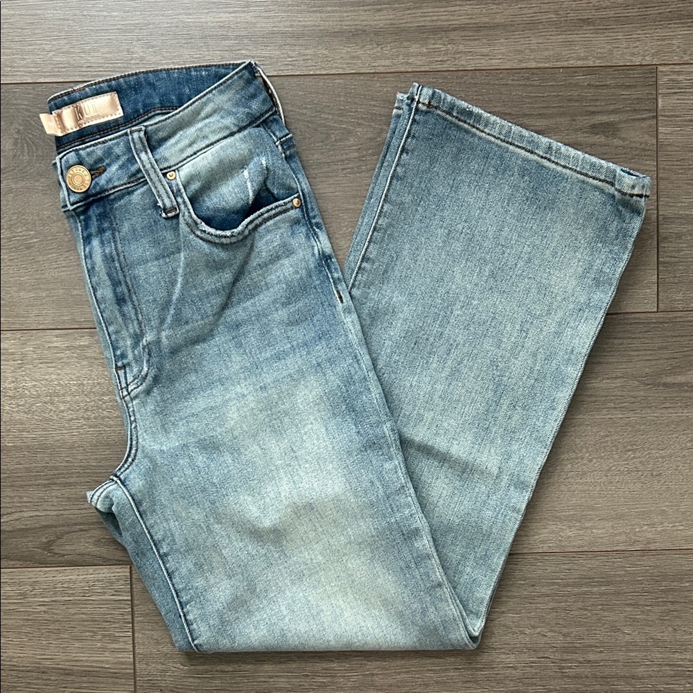 Kut from the Kloth Light Blue Straight Leg Jeans